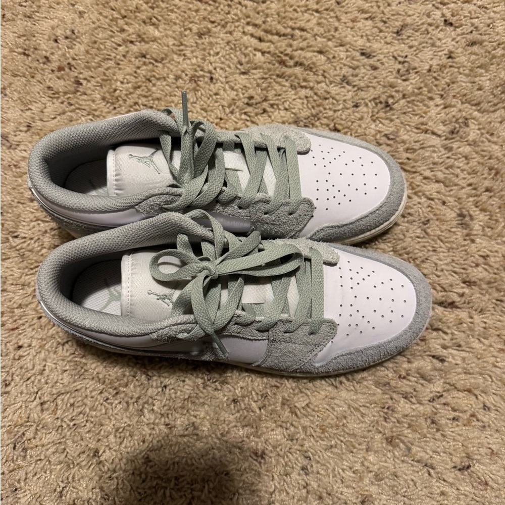 Jordan Women's Sneakers in White and Gray